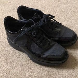 Alviero Martini 1 a Classe Sneakers 37 1/2 7.5